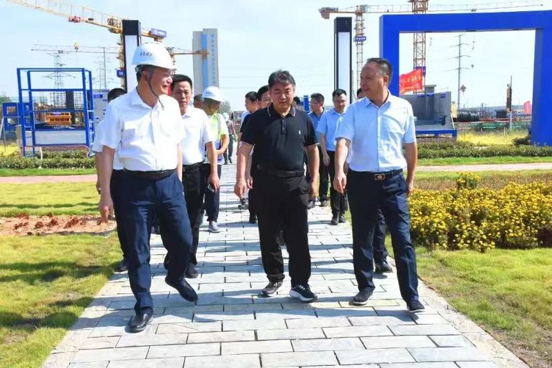 2022年10月，岳陽市委書記曹普華到岳陽自貿(mào)片區(qū)綜合體建設(shè)項(xiàng)目調(diào)研