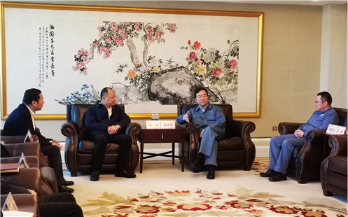 周鴻拜訪上海石化黨委書(shū)記、董事長(zhǎng)郭曉軍